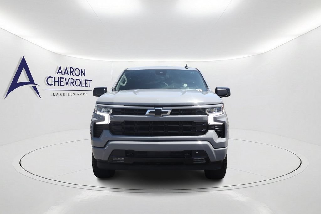 Used 2024 Chevrolet Silverado 1500 RST w/ Convenience Package II AWD/4WD image 2