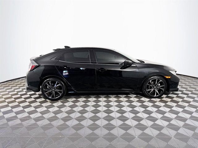 Used 2018 Honda Civic Sport image 5