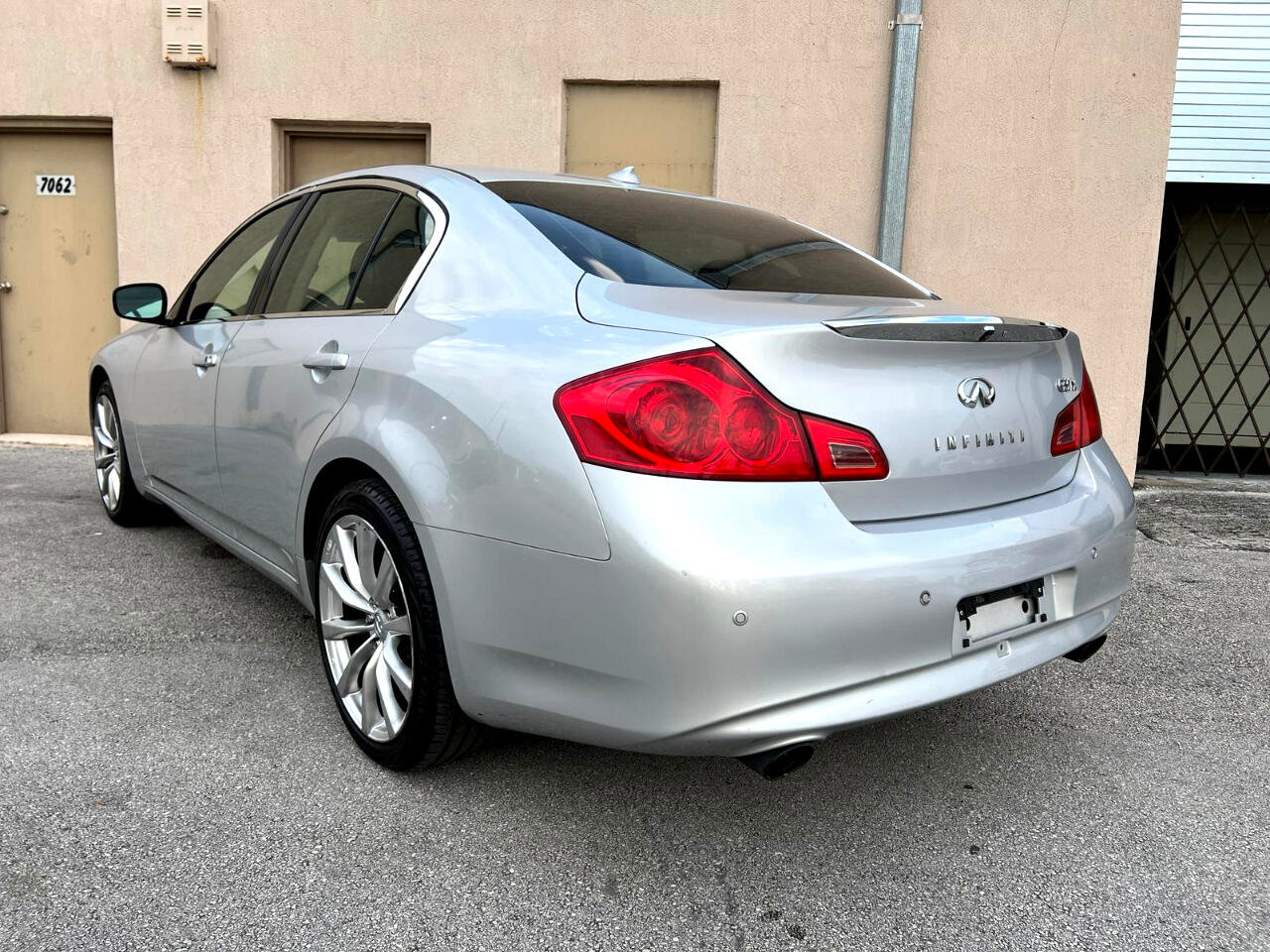 Used 2013 INFINITI G37 x Sedan w/ Premium Pkg image 9