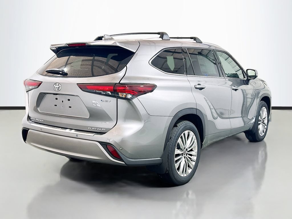 New 2026 Toyota Highlander Platinum AWD/4WD image 4