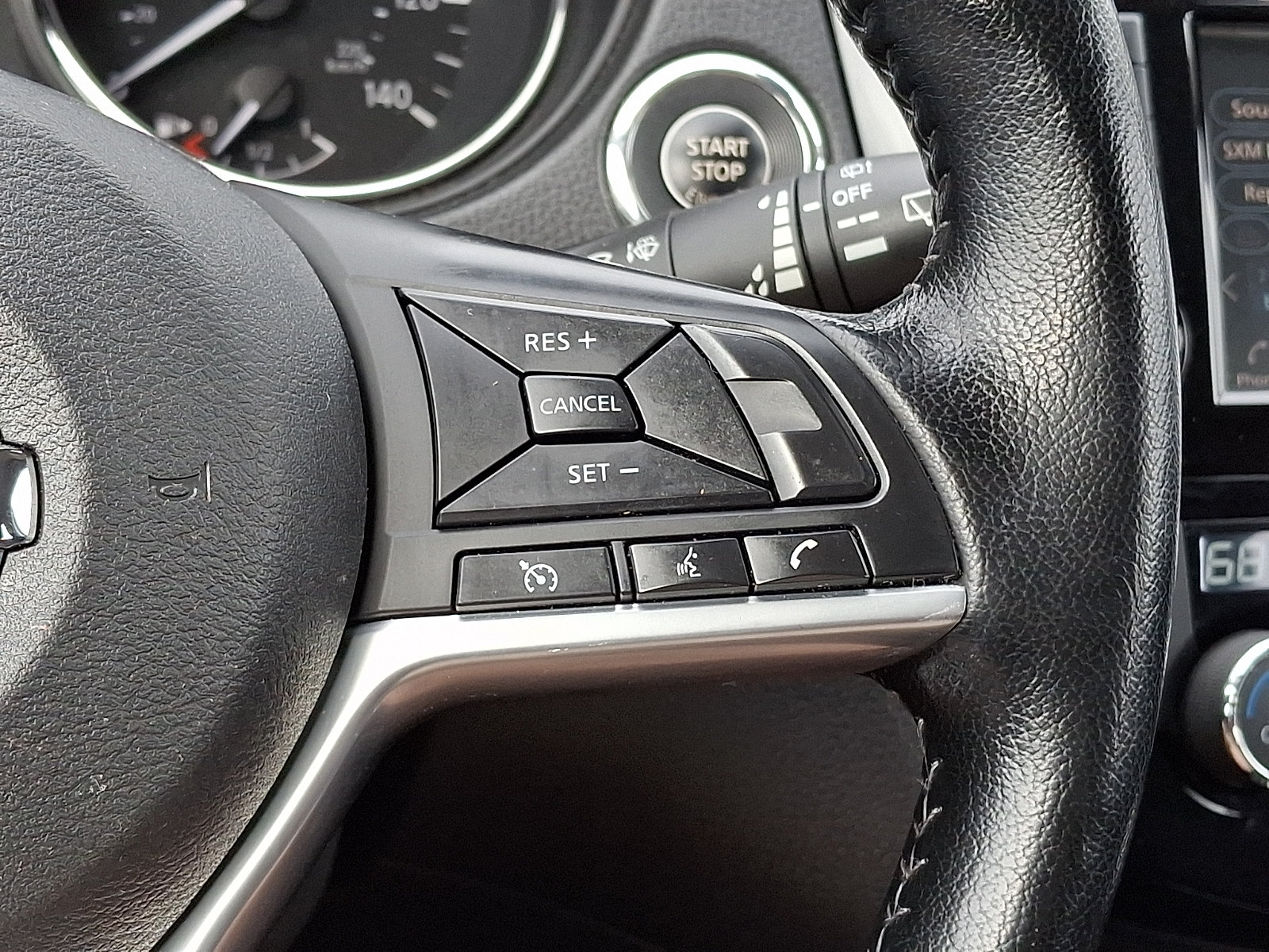 Certified 2022 Nissan Rogue Sport SV AWD/4WD image 21