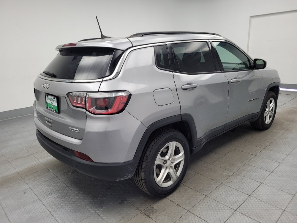 Used 2023 Jeep Compass Latitude AWD/4WD image 9