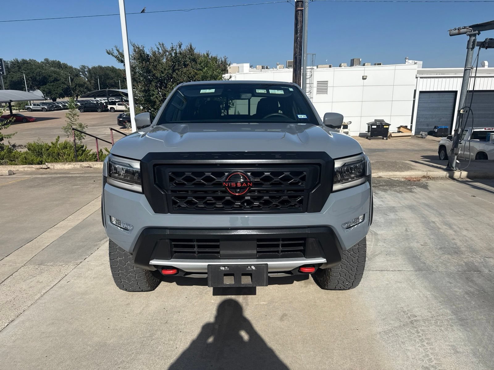 Used 2023 Nissan Frontier PRO-4X w/ Pro-4X Premium Package AWD/4WD video 2