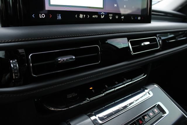 New 2026 Lincoln Aviator AWD image 45