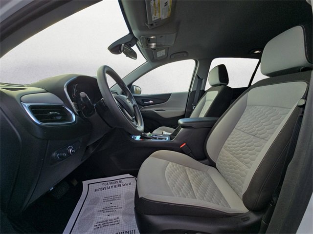 Used 2021 Chevrolet Equinox LS w/ LS Convenience Package image 9