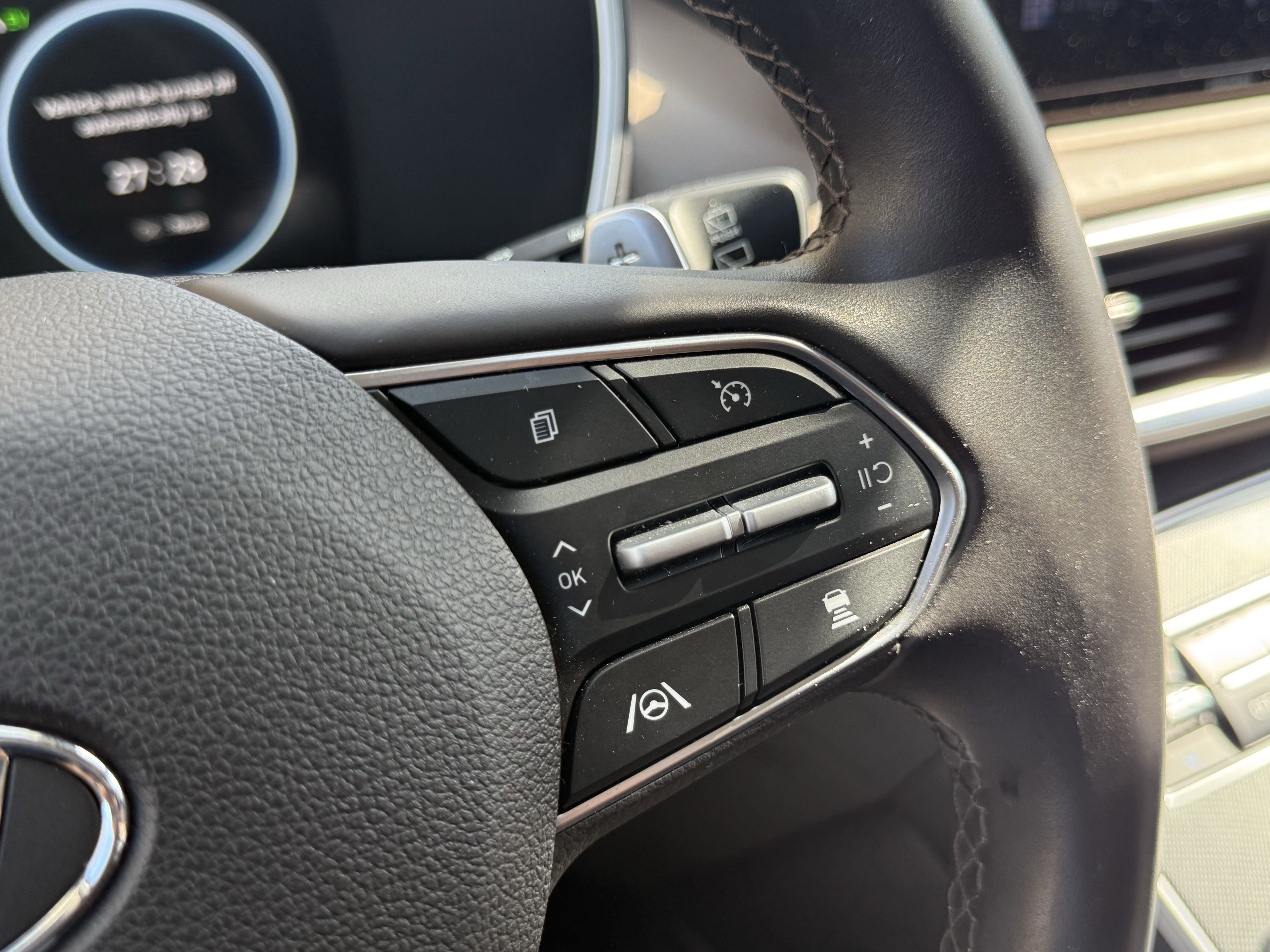 Used 2021 Hyundai Santa Fe Blue image 56