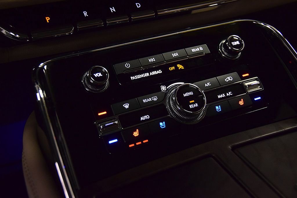 Used 2022 Lincoln Navigator Reserve image 26