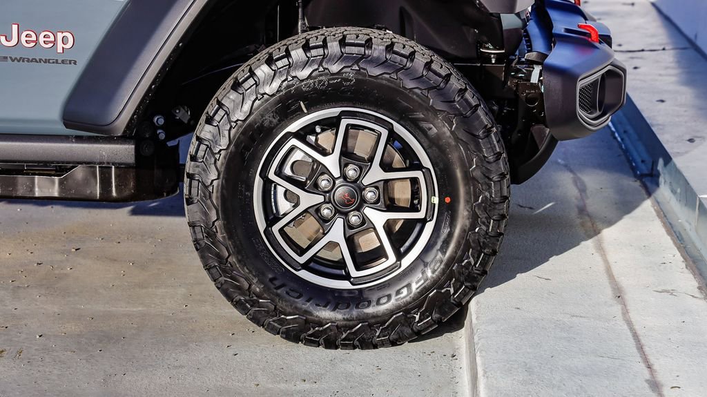 New 2026 Jeep Wrangler Unlimited Rubicon AWD/4WD image 11