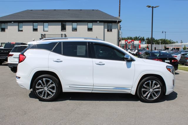 Used 2019 GMC Terrain Denali w/ Comfort Package FWD image 6
