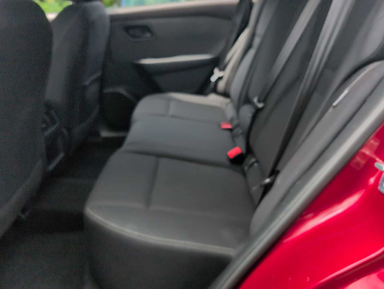 Used 2023 Nissan Rogue S AWD/4WD image 18