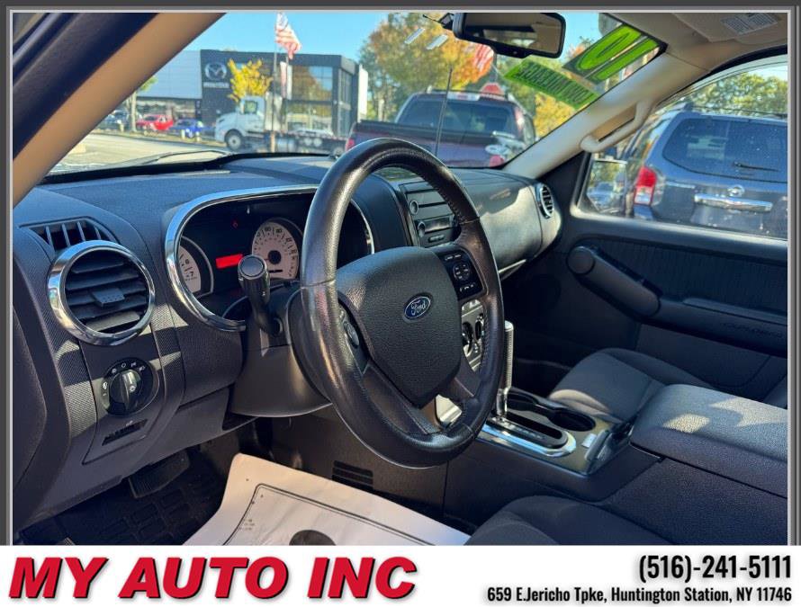 Used 2010 Ford Explorer Sport Trac XLT image 22