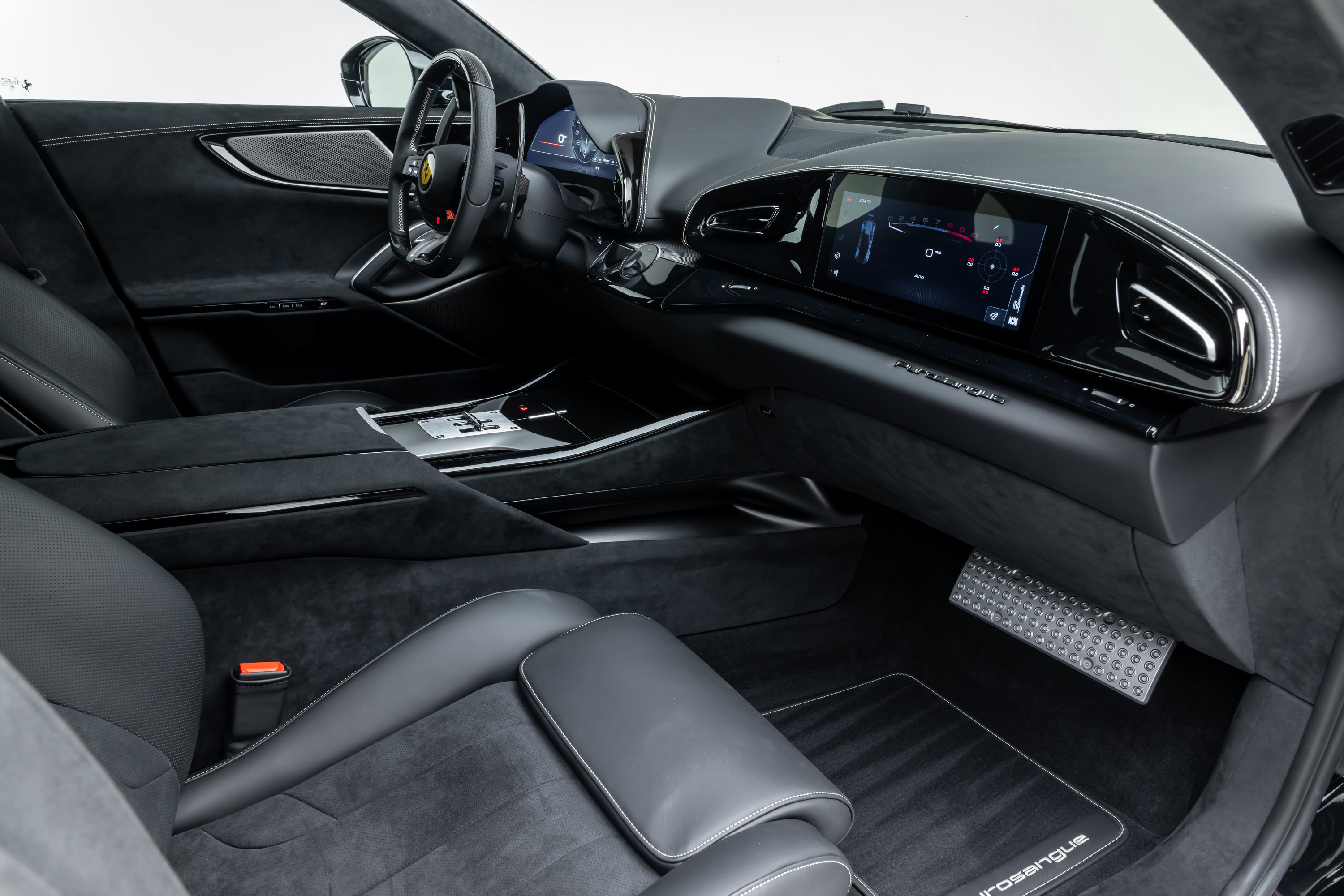 Used 2026 Ferrari Purosangue AWD/4WD image 35