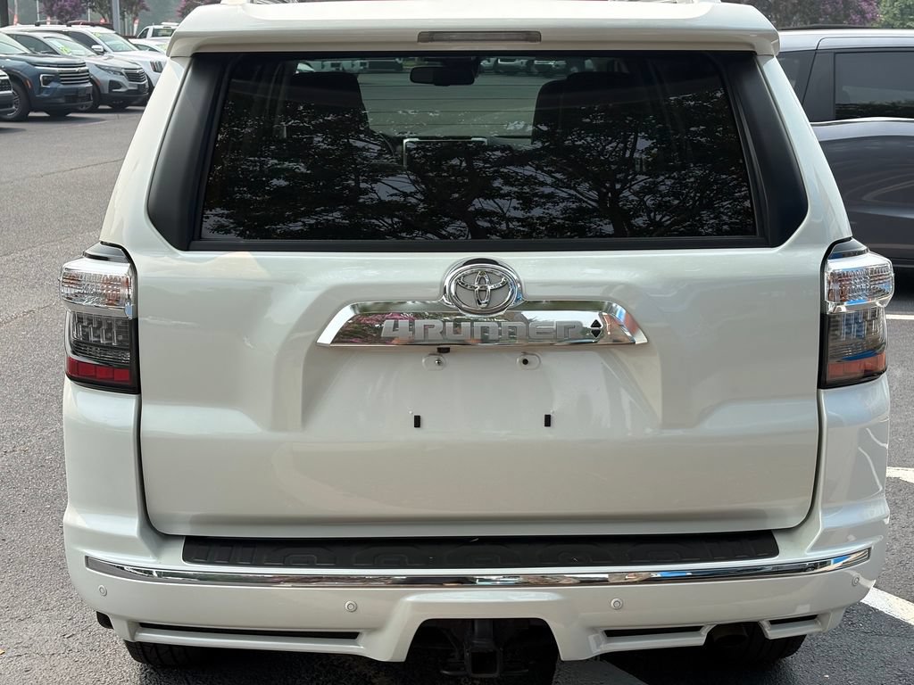 Used 2023 Toyota 4Runner Limited AWD/4WD image 14