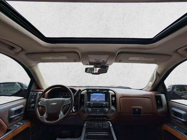 Used 2018 Chevrolet Silverado 1500 High Country AWD/4WD image 16