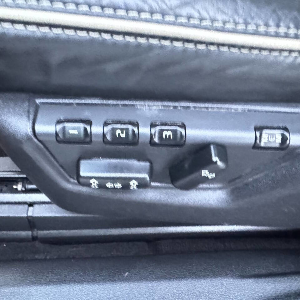 Used 2013 Volvo XC90 3.2 image 21