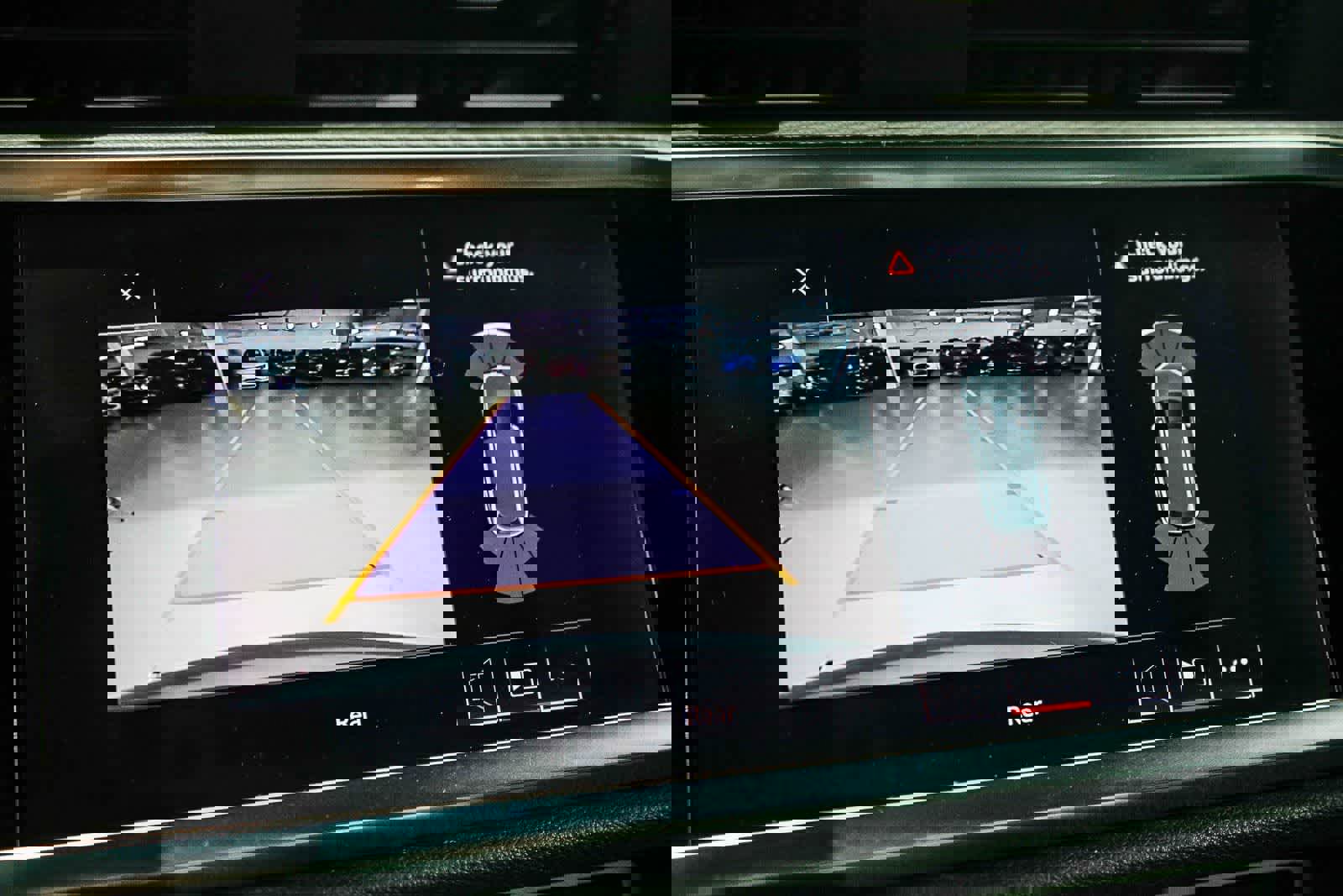 Used 2019 Audi Q3 2.0T Premium image 24