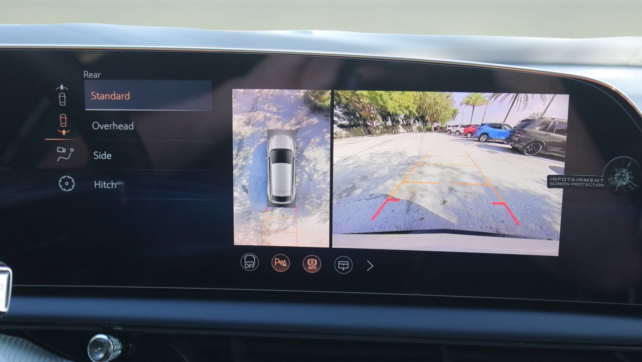 New 2027 Cadillac Optiq Premium Sport AWD/4WD image 24