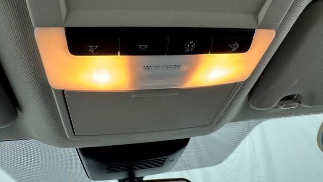 Certified 2024 Nissan Sentra SV FWD image 28