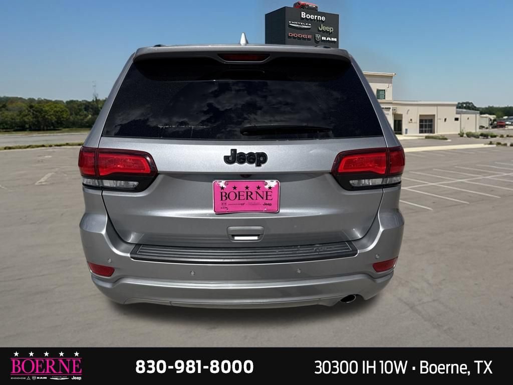 Used 2021 Jeep Grand Cherokee Laredo X RWD image 11