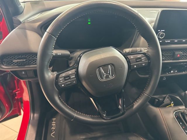 Certified 2025 Honda HR-V Sport image 13