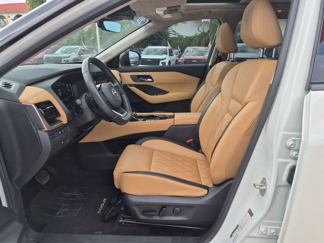 Used 2023 Nissan Rogue Platinum w/ Platinum Premium Package AWD/4WD image 11