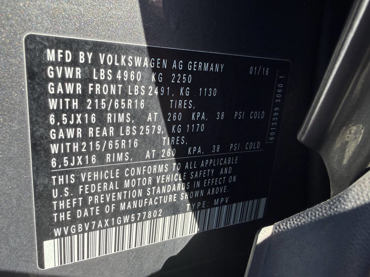 Used 2016 Volkswagen Tiguan S image 31