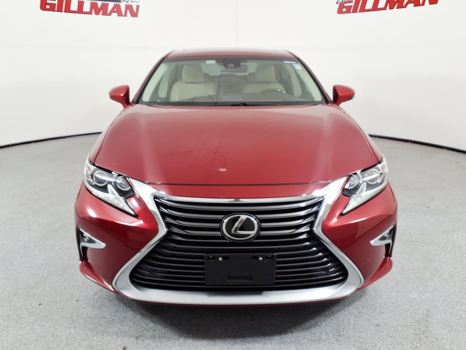 Used 2017 Lexus ES 350 w/ Luxury Package FWD image 2