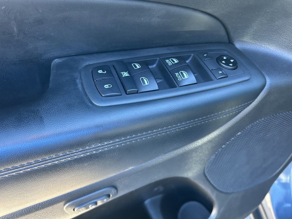 Used 2020 Jeep Grand Cherokee Limited w/ Premium Lighting Group image 37