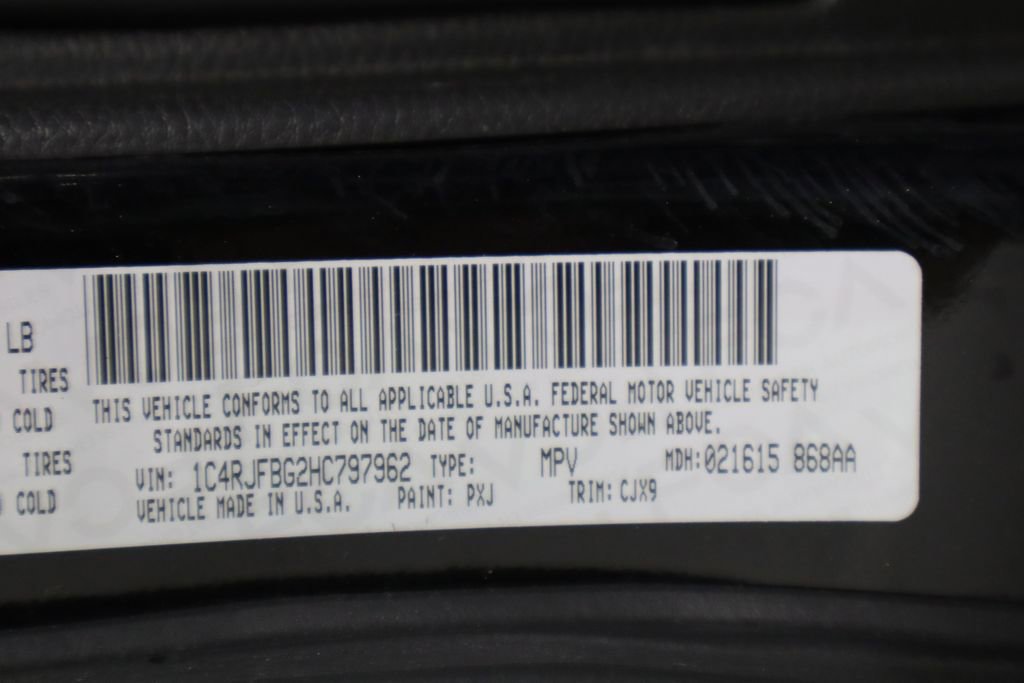 Used 2017 Jeep Grand Cherokee Limited AWD/4WD image 37