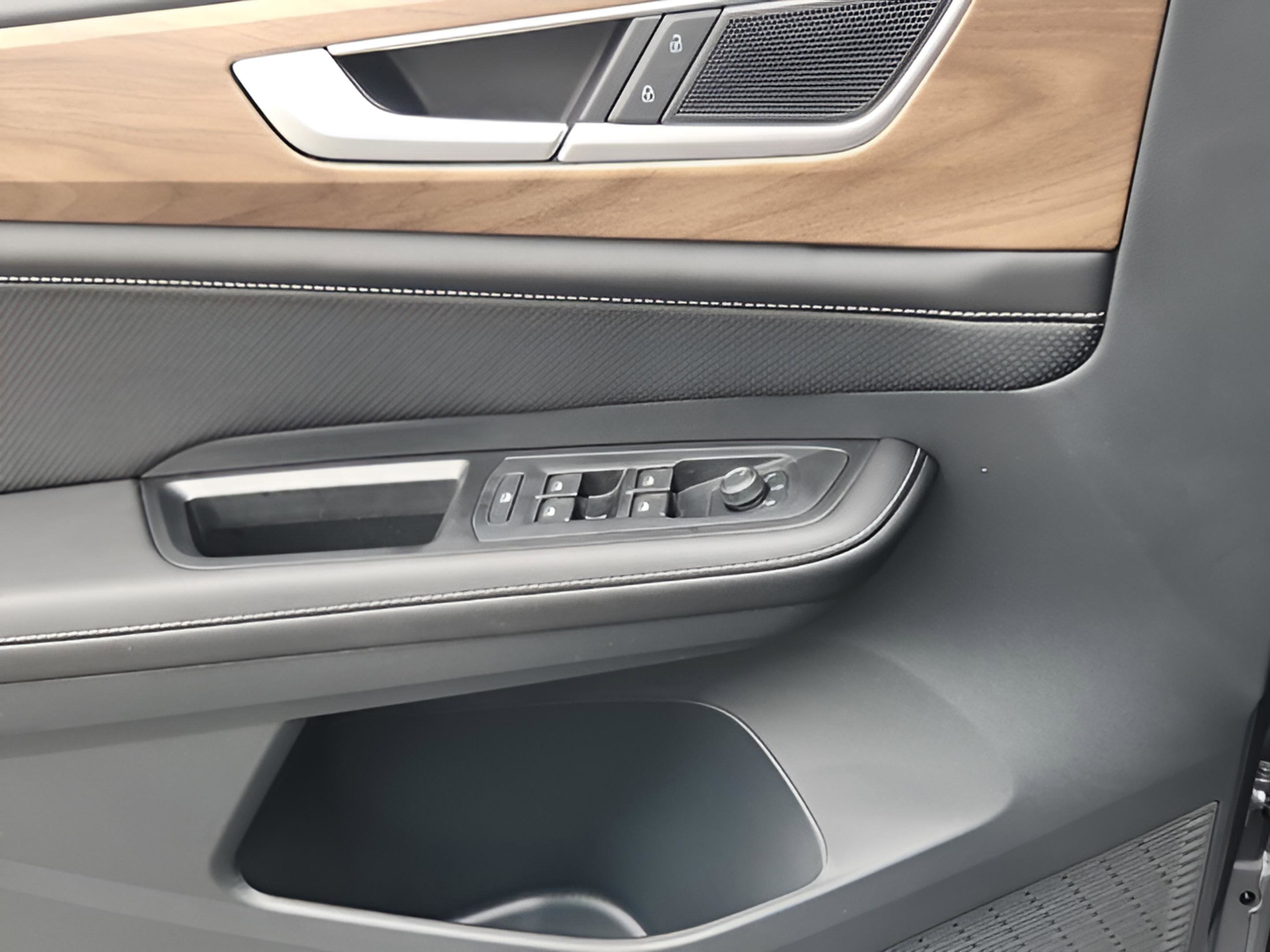 New 2026 Volkswagen Atlas SE image 22