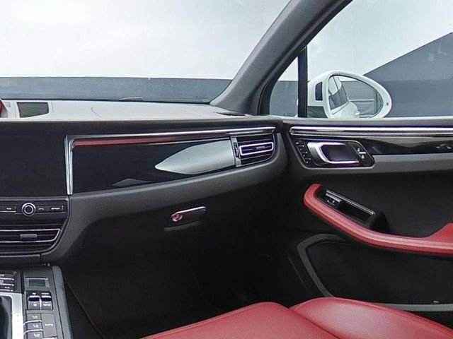 Used 2020 Porsche Macan S AWD/4WD image 21