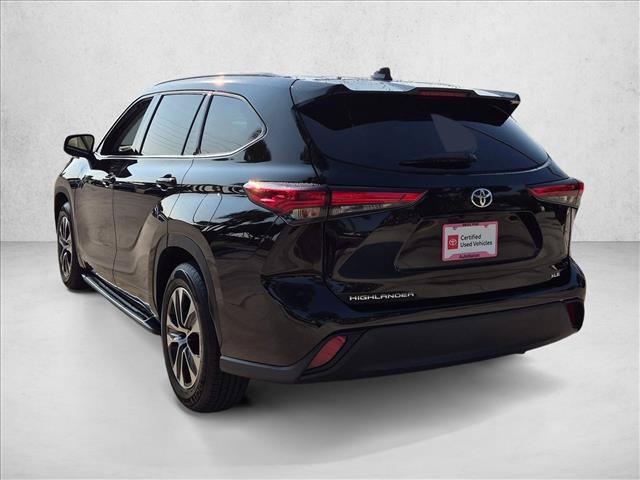 Used 2022 Toyota Highlander XLE FWD image 7