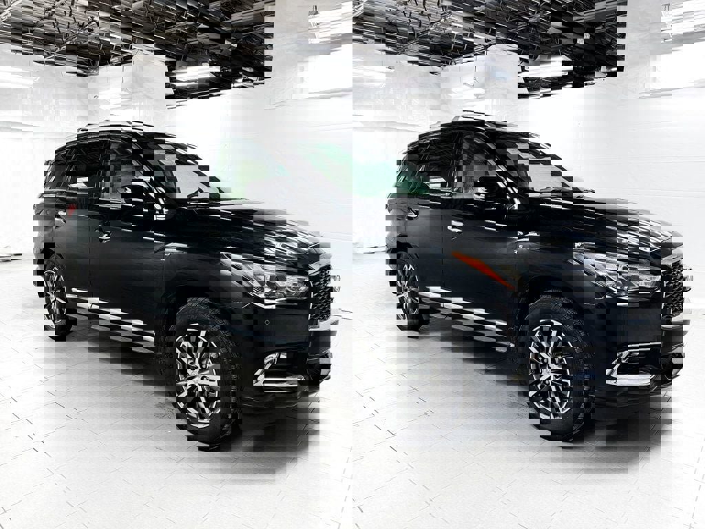 Used 2019 INFINITI QX60 Luxe w/ Essential Package image 6