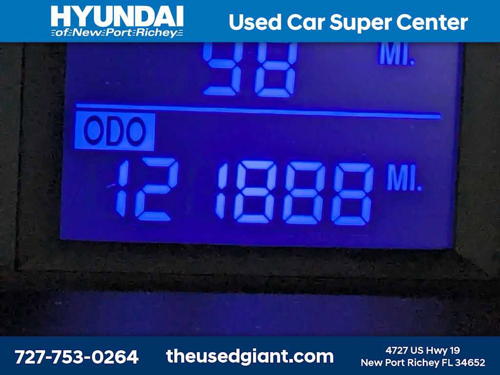 Used 2009 Hyundai Elantra w/ Premium-Sport Pkg 2 image 33
