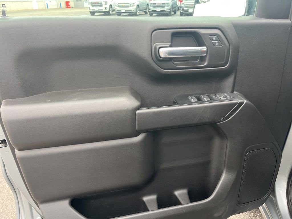 Used 2023 GMC Sierra 1500 Pro w/ Pro Value Package AWD/4WD image 12