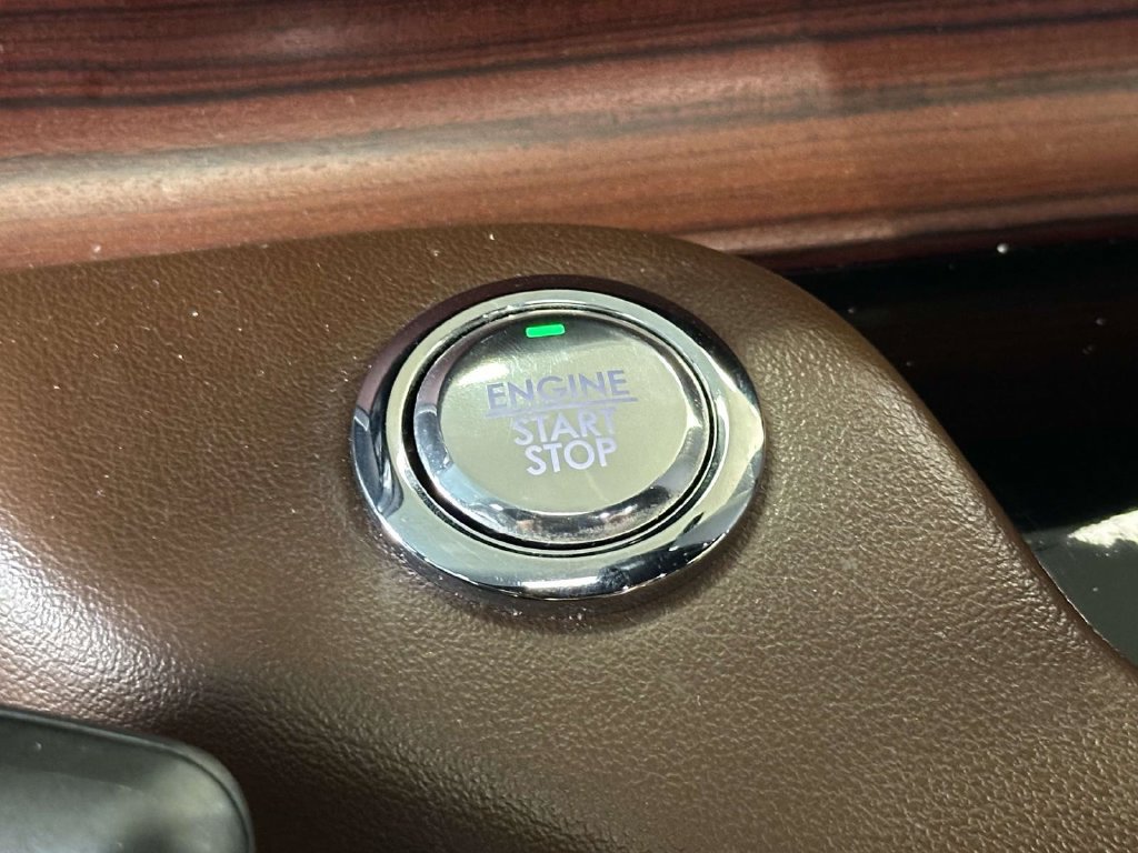 Used 2023 Lincoln Aviator Reserve w/ Elements Package Plus AWD/4WD image 30