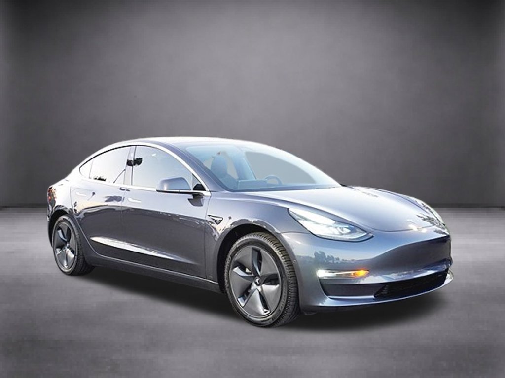 Used 2019 Tesla Model 3 Mid Range RWD image 2