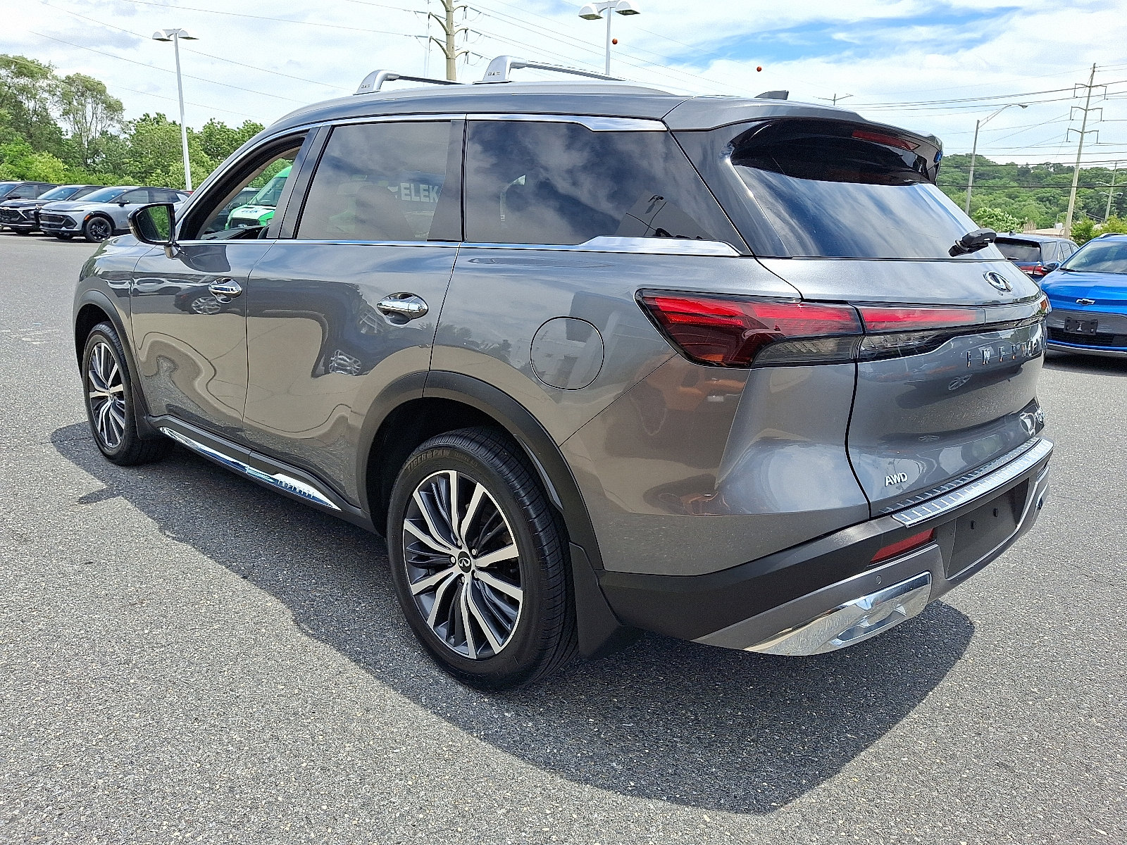 Used 2022 INFINITI QX60 Sensory w/ Cargo Package AWD/4WD image 5