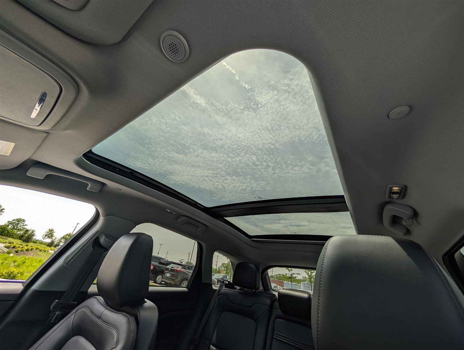 Used 2022 Lincoln Corsair Reserve w/ Elements Package image 31