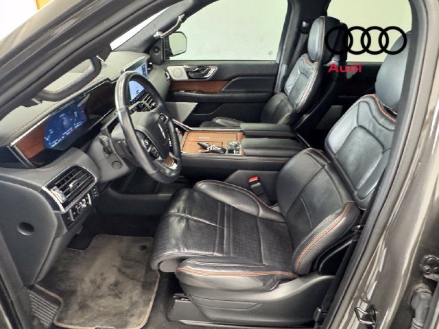 Used 2024 Lincoln Navigator L Black Label AWD/4WD image 23