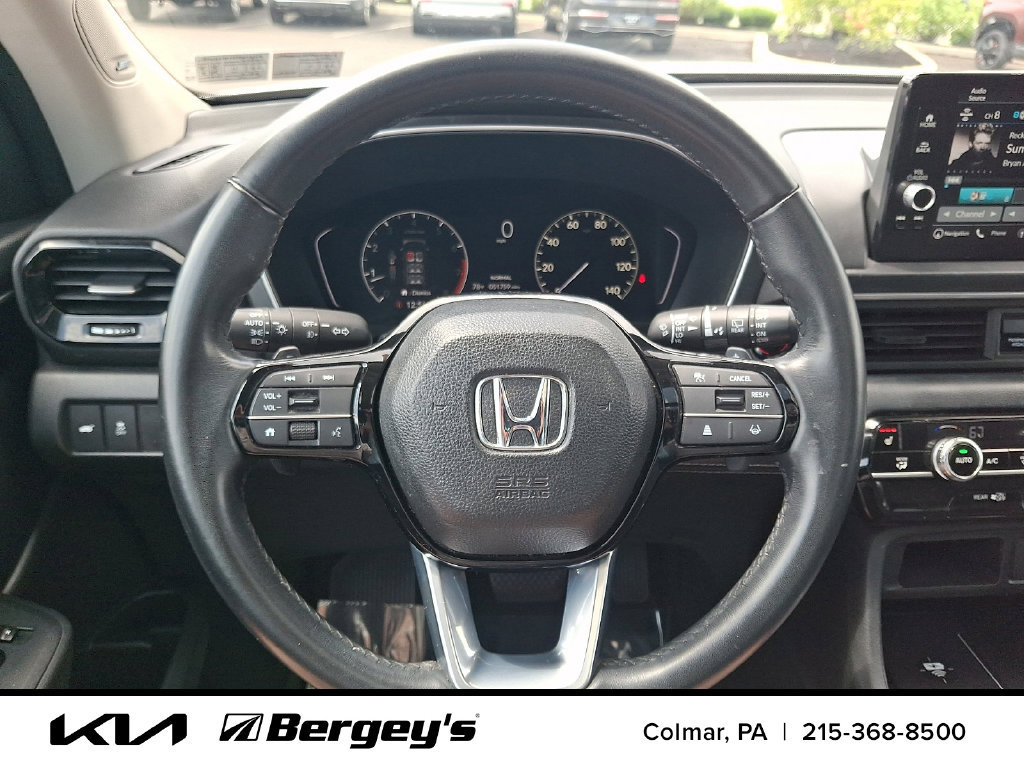 Used 2023 Honda Pilot Touring image 24