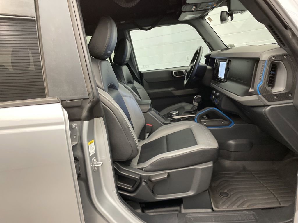 Used 2022 Ford Bronco Black Diamond AWD/4WD image 26