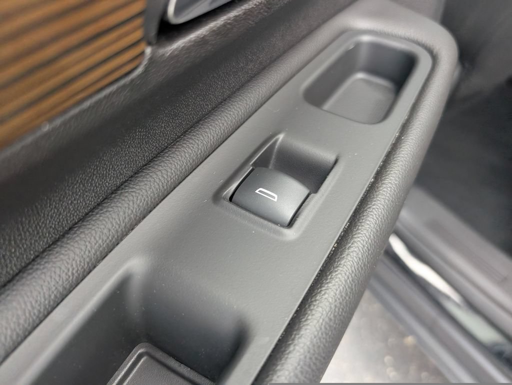 Used 2019 GMC Terrain SLE w/ Driver Convenience Package AWD/4WD image 10