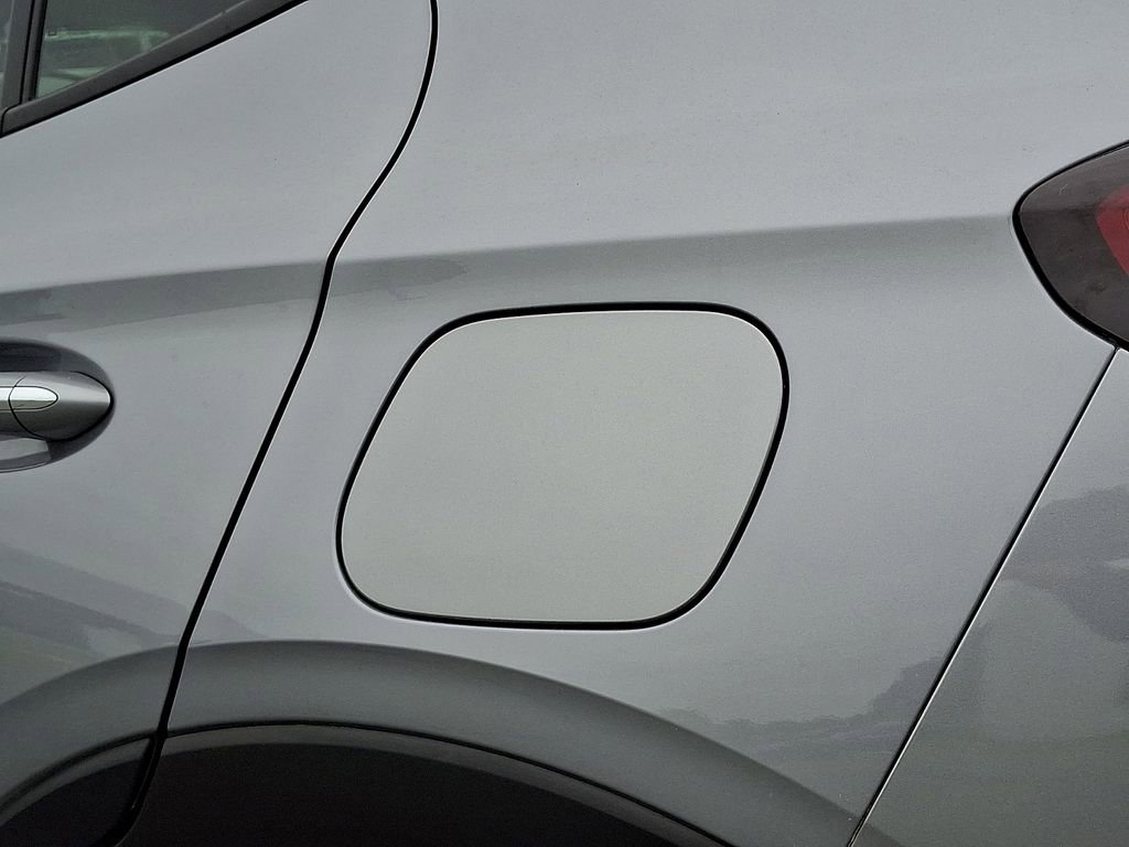 Certified 2023 Buick Encore GX Preferred w/ Cold Weather Comfort Package FWD image 30
