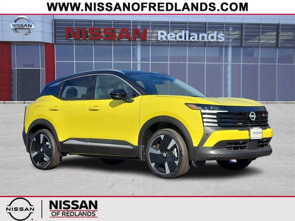 New 2025 Nissan Kicks SR image 1