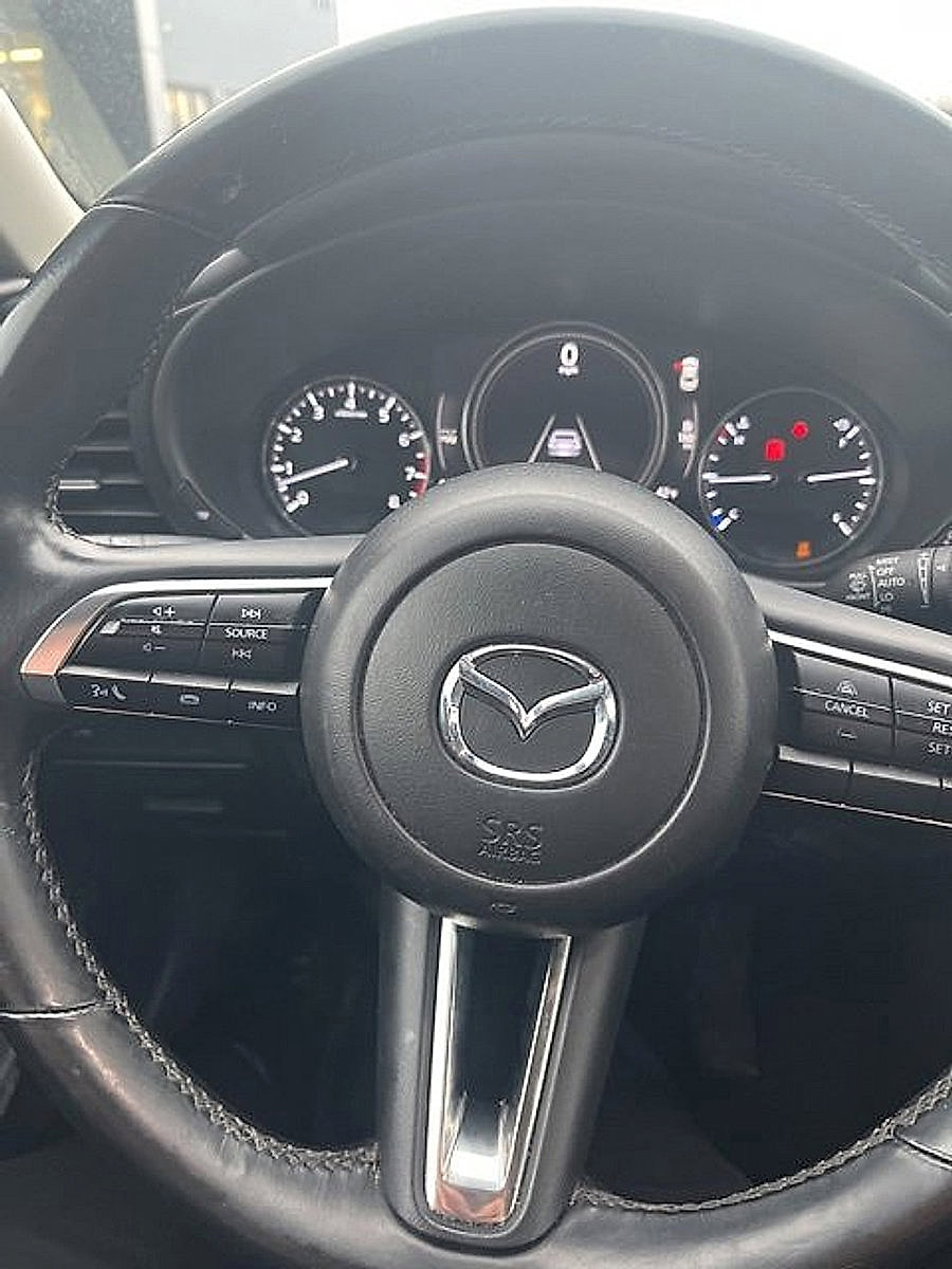 Used 2024 MAZDA MAZDA3 s image 17