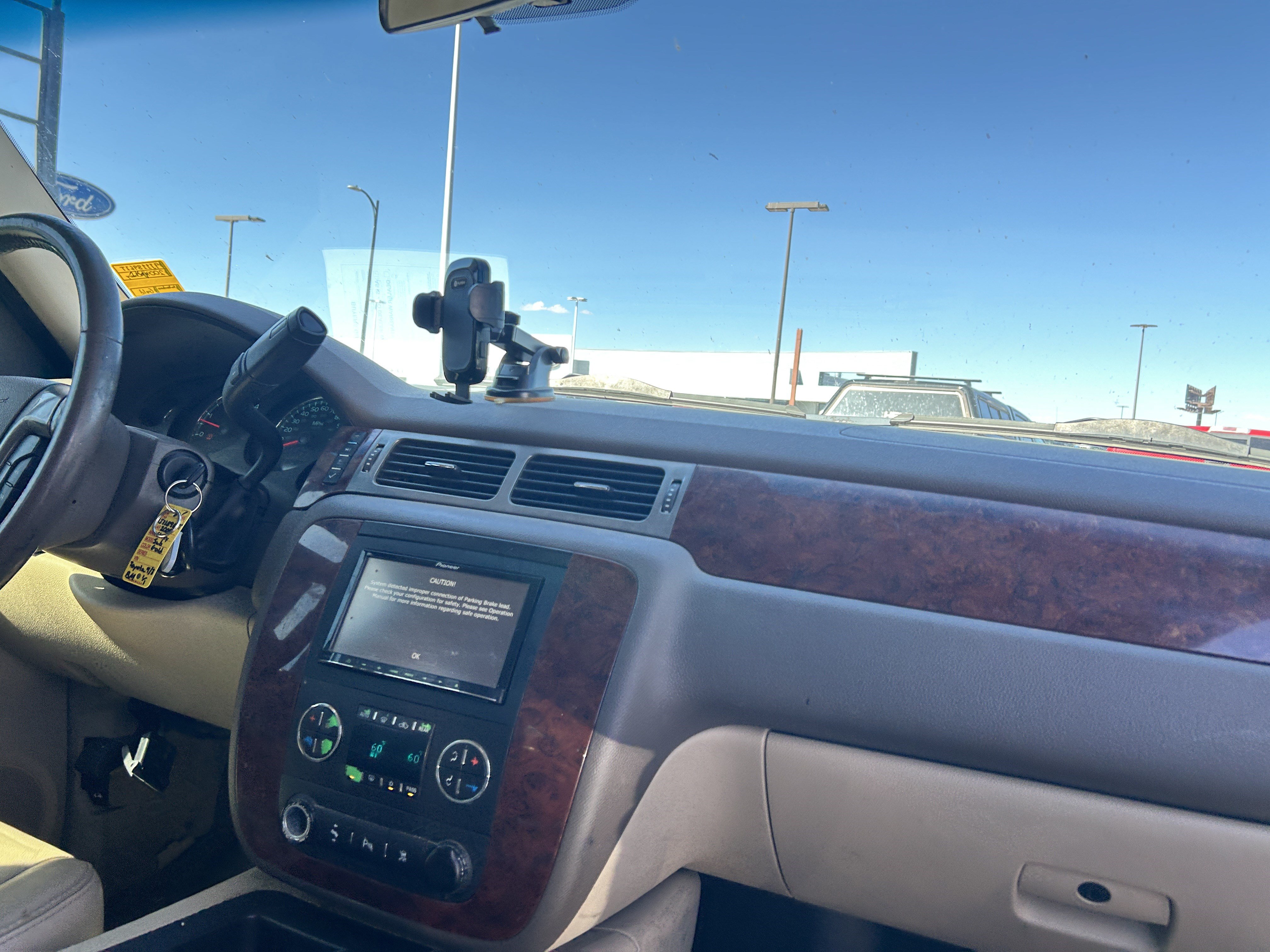 Used 2009 Chevrolet Suburban LT AWD/4WD image 14