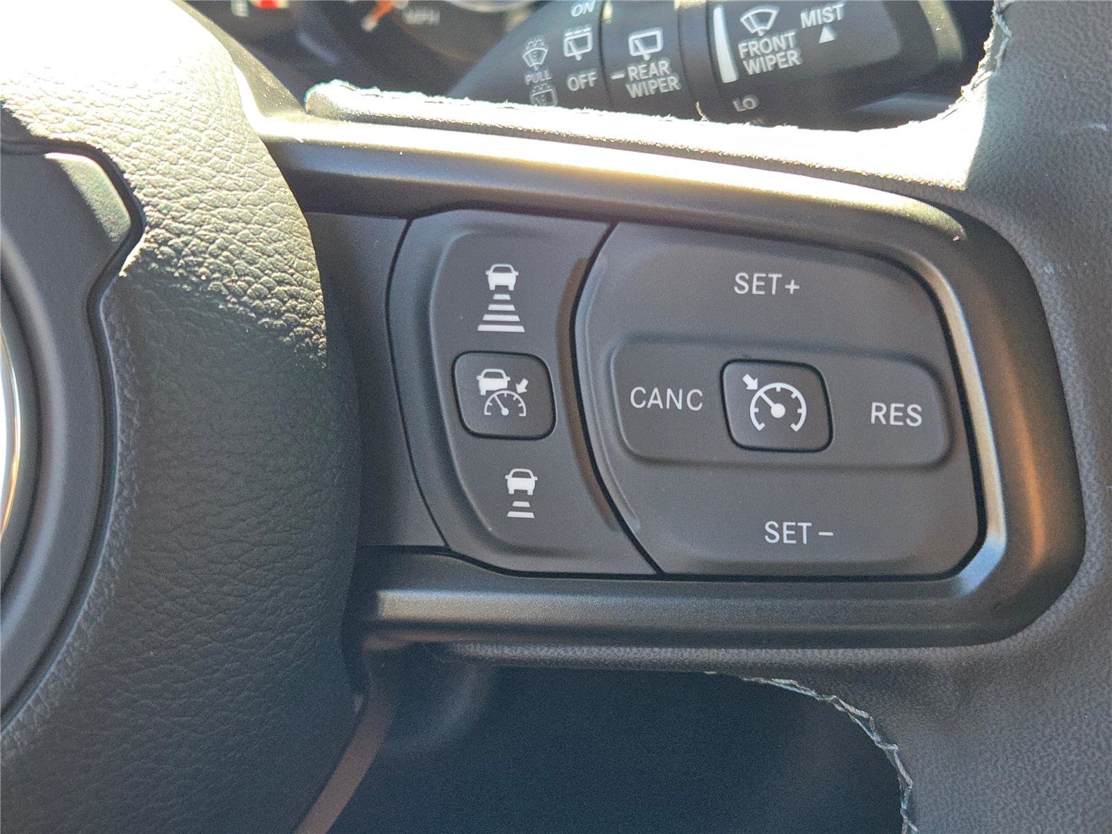 New 2025 Jeep Wrangler Unlimited Rubicon image 32