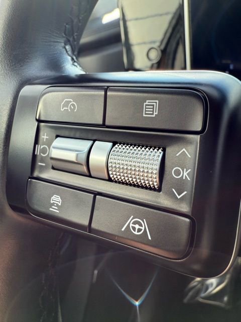 Used 2025 Hyundai Santa Fe Limited image 36