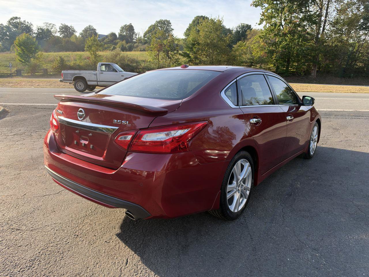 Used 2017 Nissan Altima 3.5 SL FWD image 7